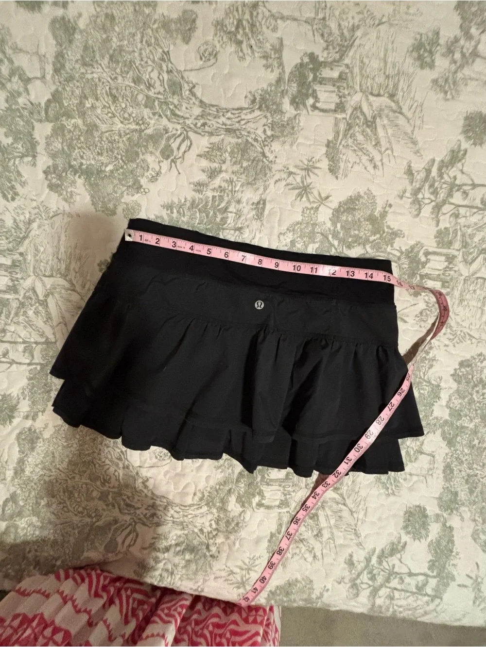 VINTAGE 2011 Lululemon sz 8 Run Your Heart Out Skirt skort athleisure y2k retro